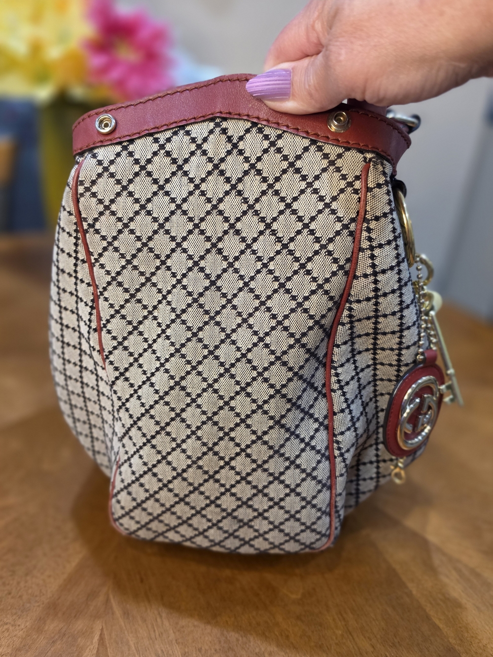 Gucci Sukey Diamante XL Shoulder Bag - Picture 3 of 16